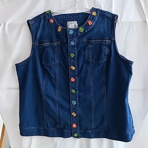 Cjbanks blue denim 3x vest with embroidery and snap closure.